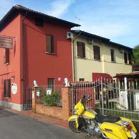Manuela Le Quattro Coppe Hotel Desenzano del Garda Eksteriør billede