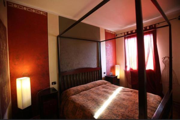 Manuela Le Quattro Coppe Hotel Desenzano del Garda Eksteriør billede