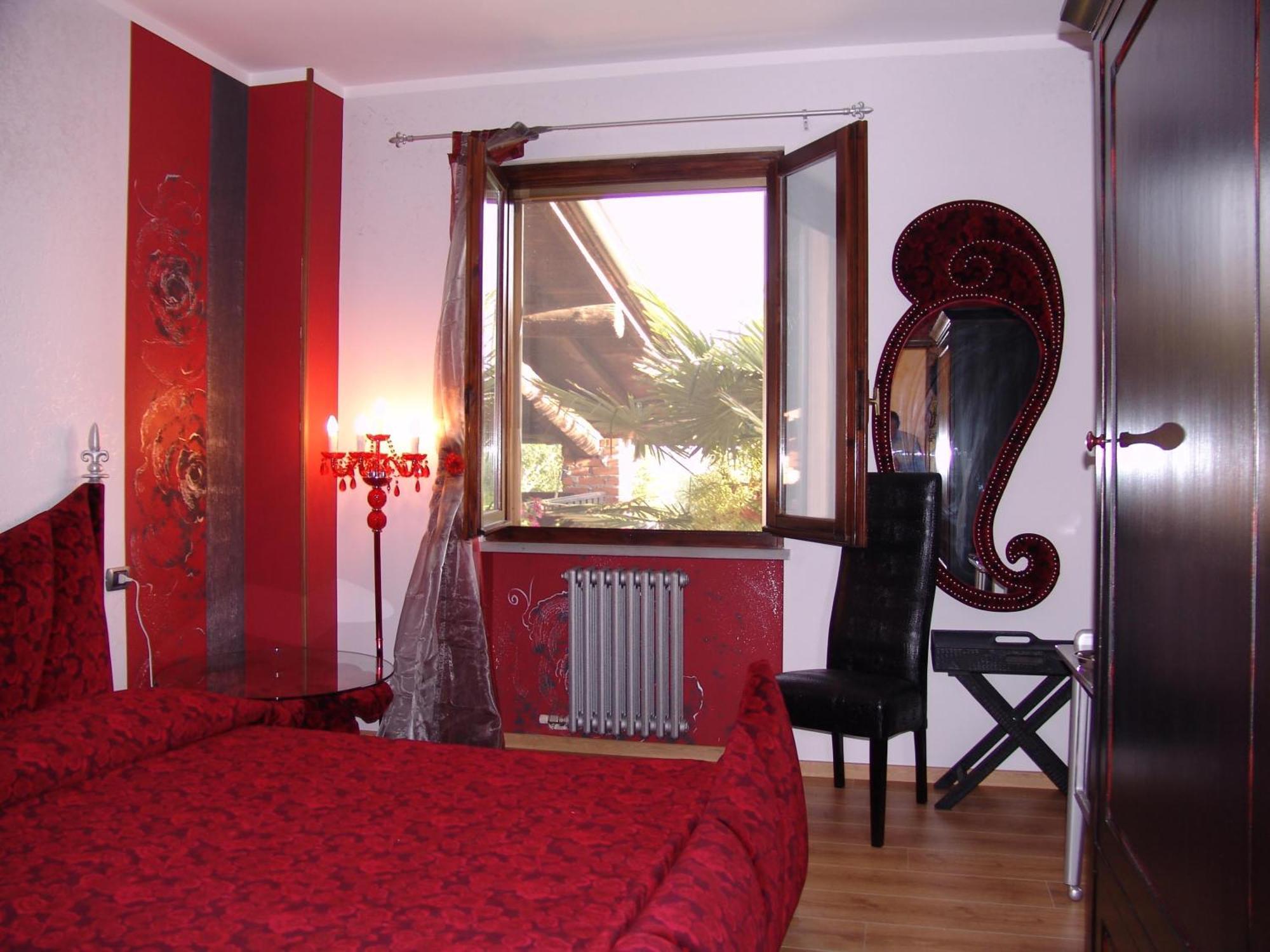 Manuela Le Quattro Coppe Hotel Desenzano del Garda Eksteriør billede